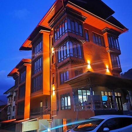 Ludrong Hotel 팀부 외부 사진