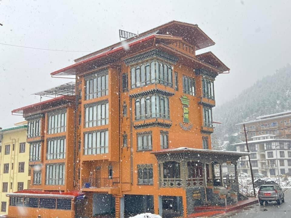 Ludrong Hotel 팀부 외부 사진