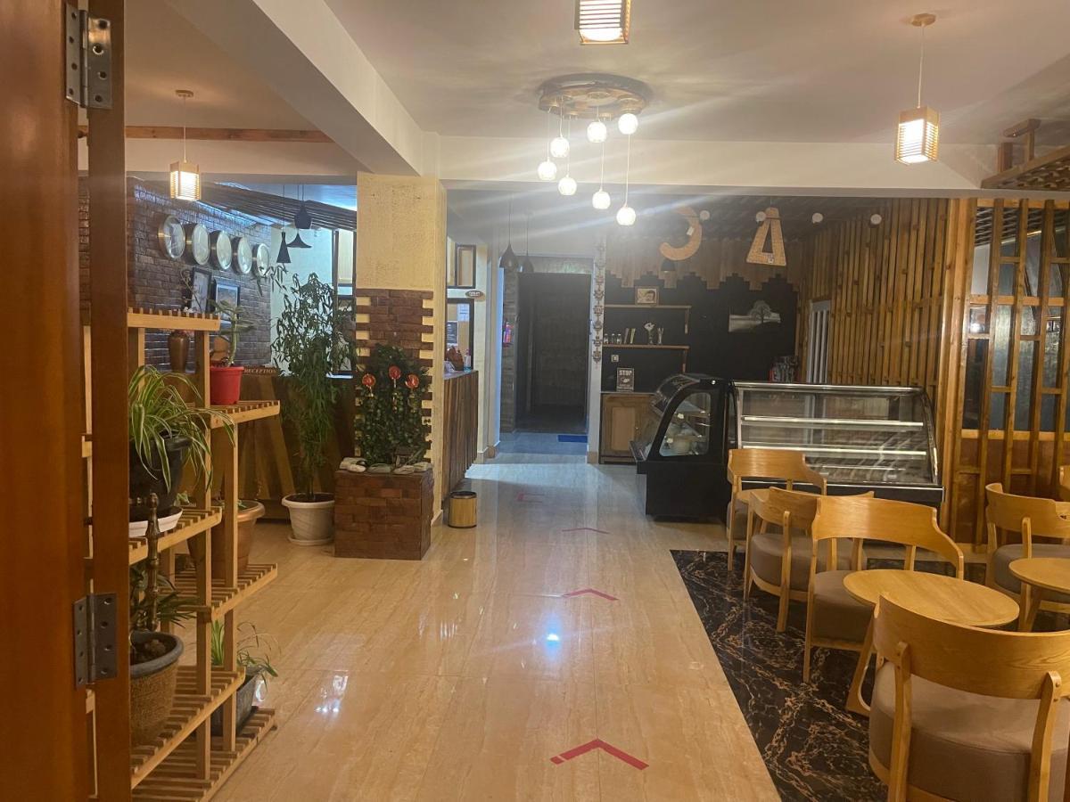 Ludrong Hotel 팀부 외부 사진