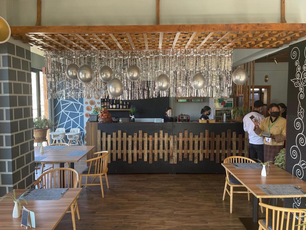 Ludrong Hotel 팀부 외부 사진