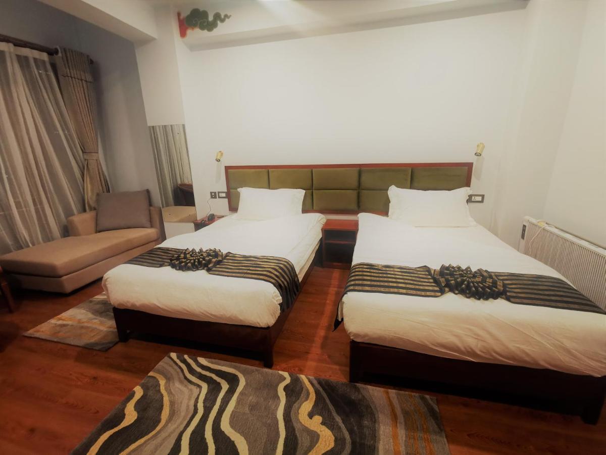 Ludrong Hotel 팀부 외부 사진