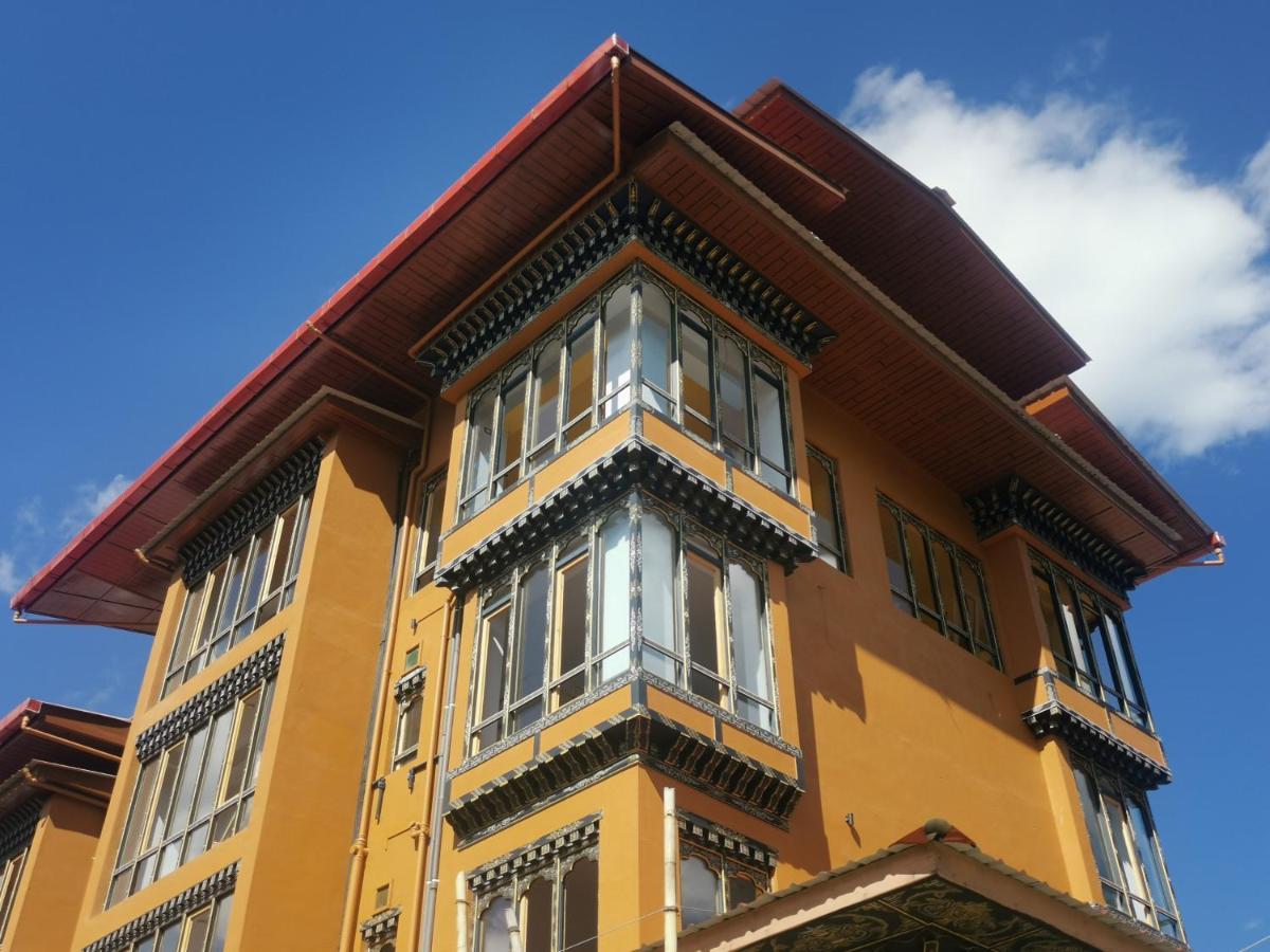 Ludrong Hotel 팀부 외부 사진