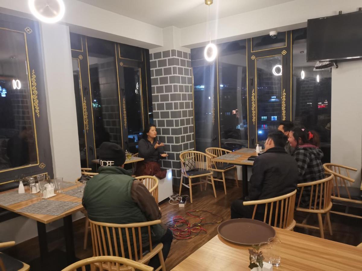 Ludrong Hotel 팀부 외부 사진
