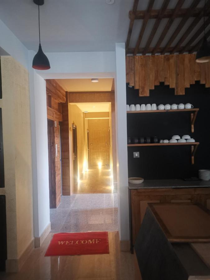 Ludrong Hotel 팀부 외부 사진